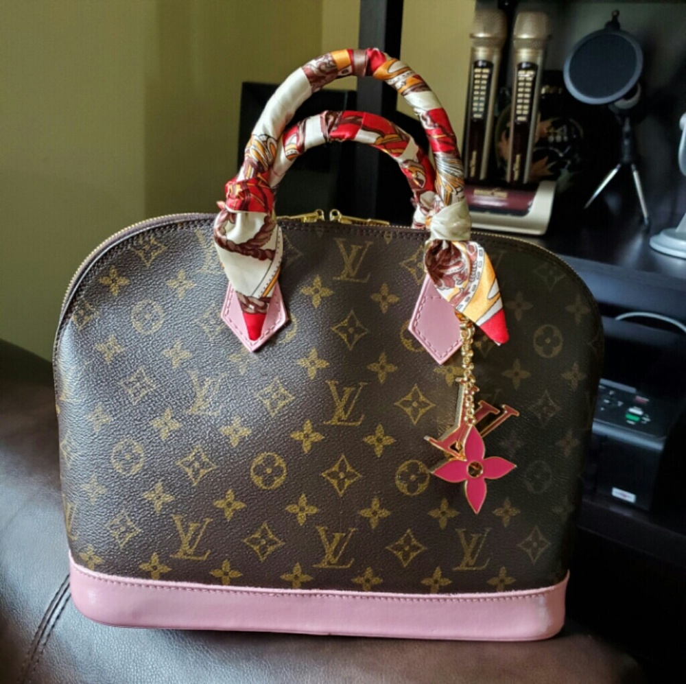 (SOLD)Louis Vuitton Alma Pm